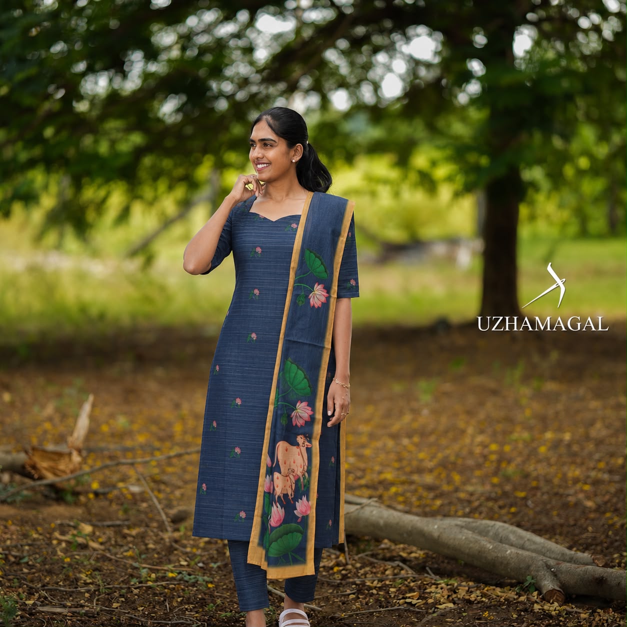 NANDHI TOP & DUPATTA
