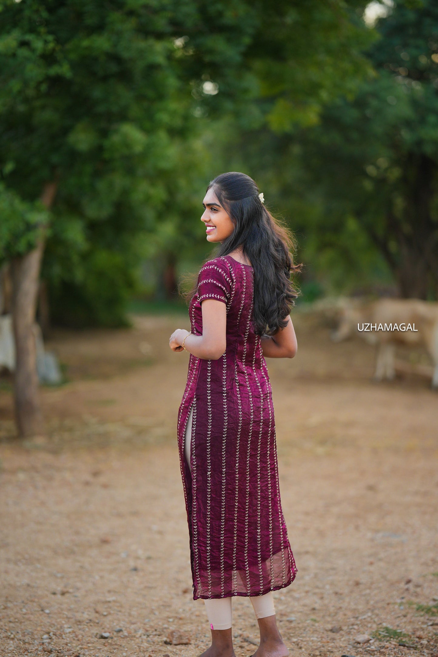 Minnum Muthukal top