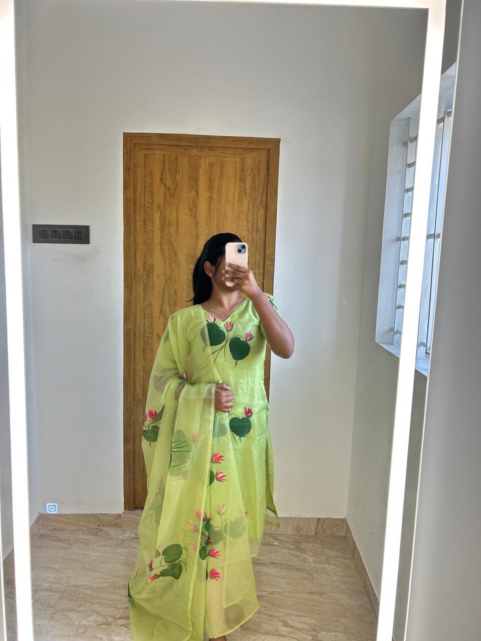 ILAIYA TOP & DUPATTA